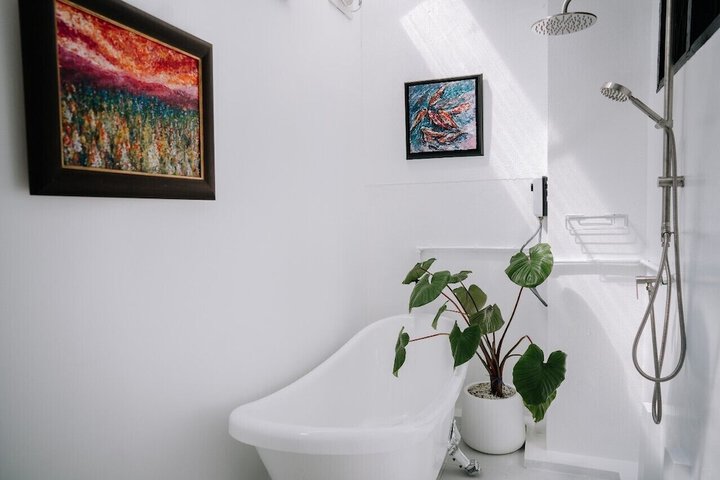 Room 60 of 84