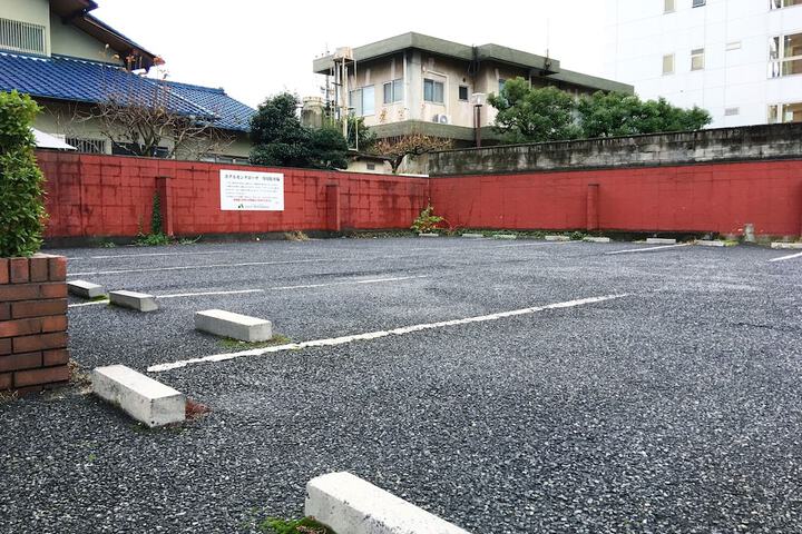 Property Grounds 32 of 35