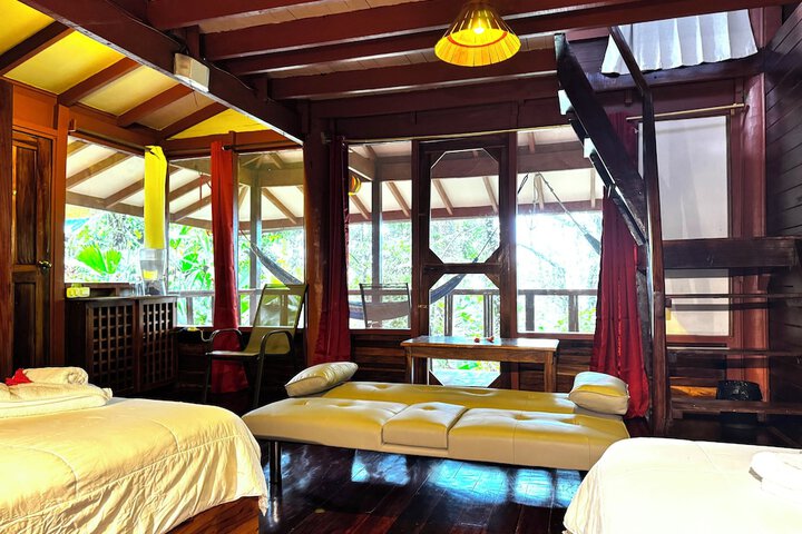 Room 40 of 92