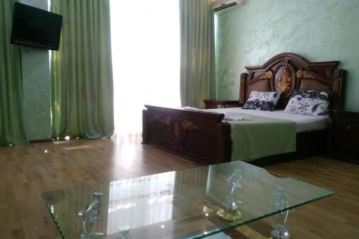 Room 11 of 54