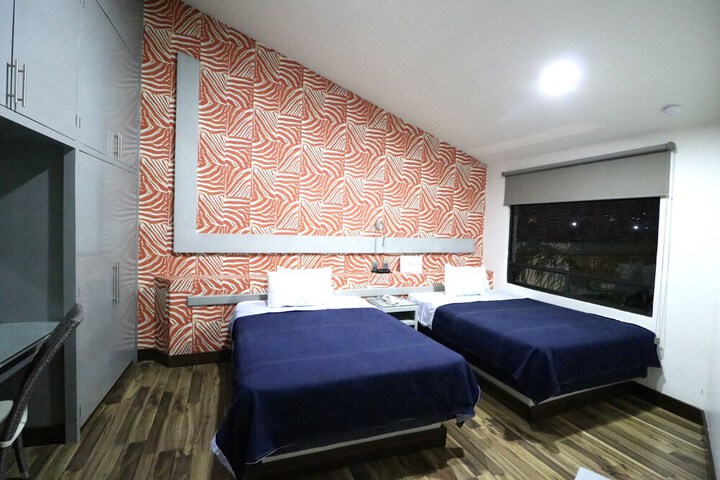 Room 10 of 45