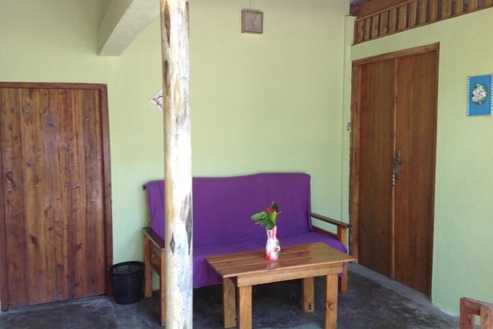 Room 10 of 30