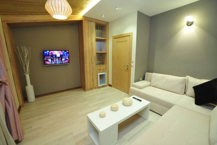 Room 7 of 23