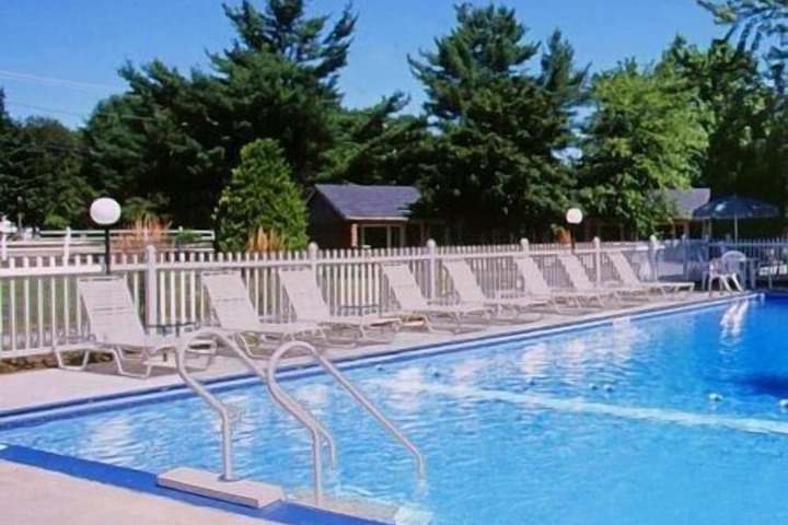 Pool 27 of 60