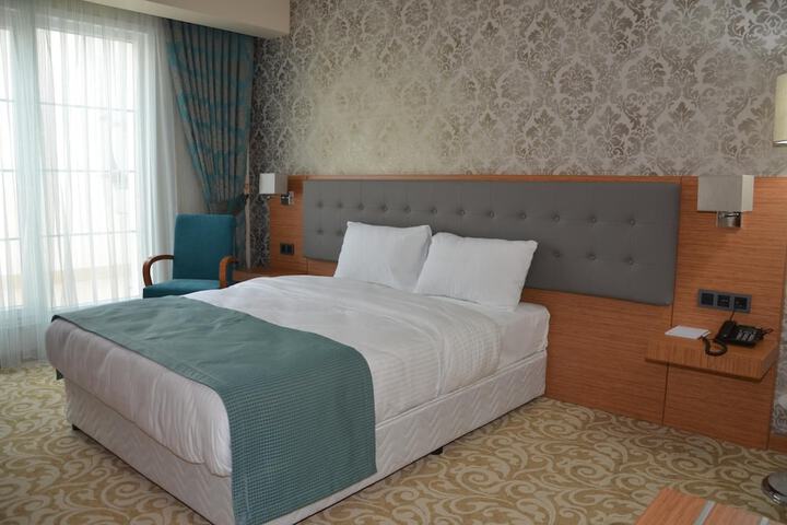 Room 18 of 62