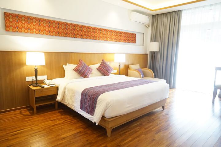 Room 34 of 111