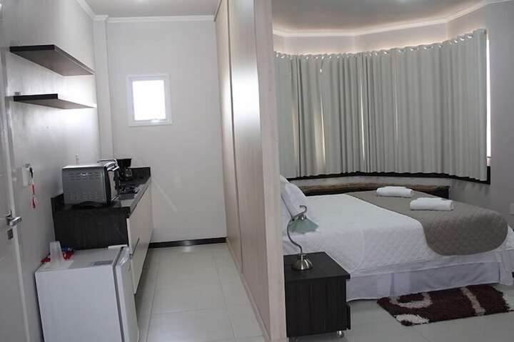 Room 8 of 16