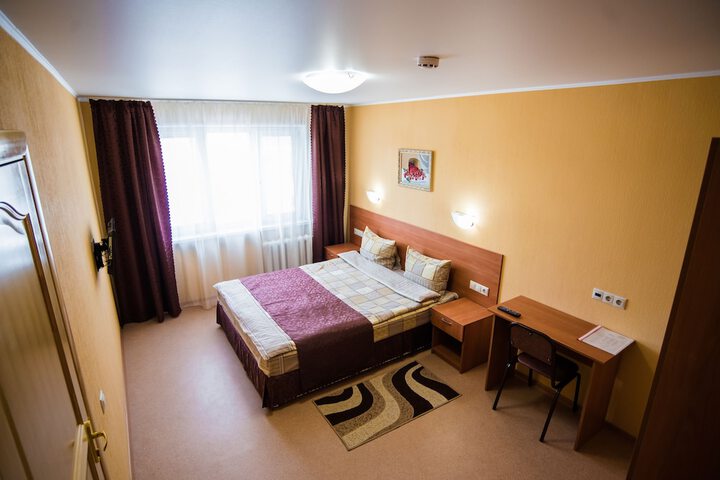 Room 25 of 64