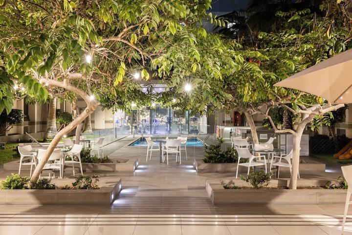 Terrace/Patio 19 of 72