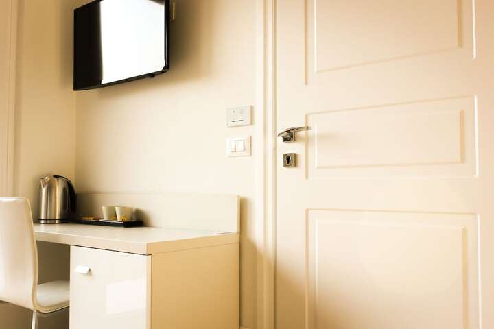 Room 71 of 128