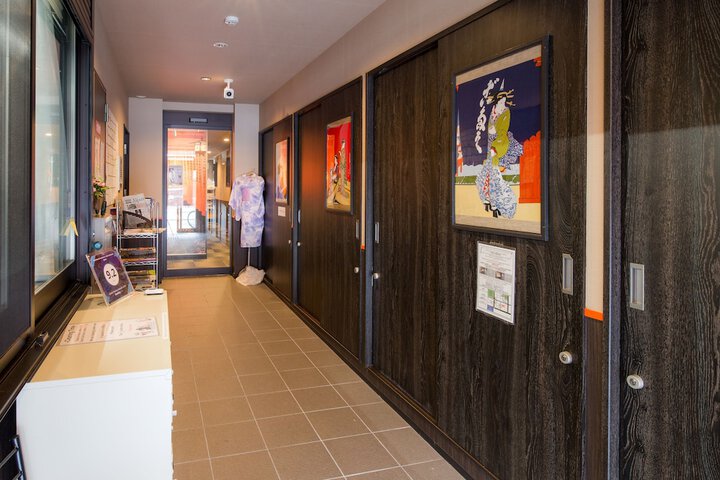 Reception hall