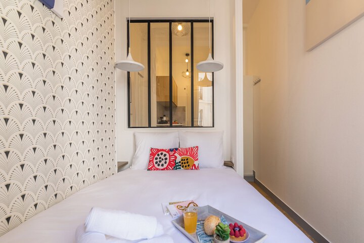 Room 42 of 118