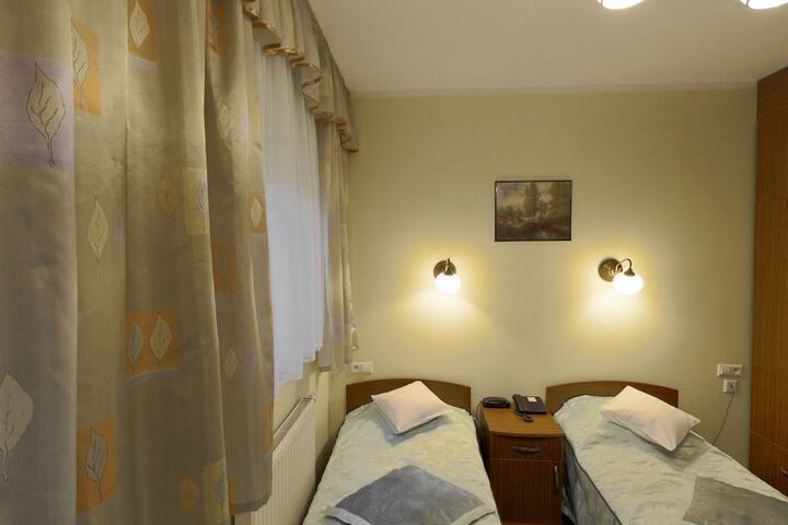 Room 5 of 61