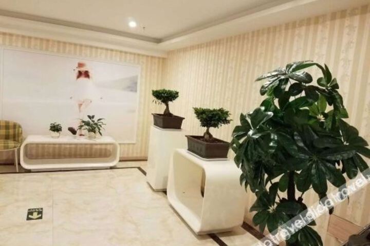 Hotel Interior 11 of 14