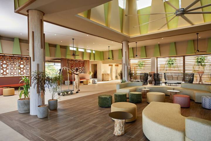 Hotel Interior 3 of 39
