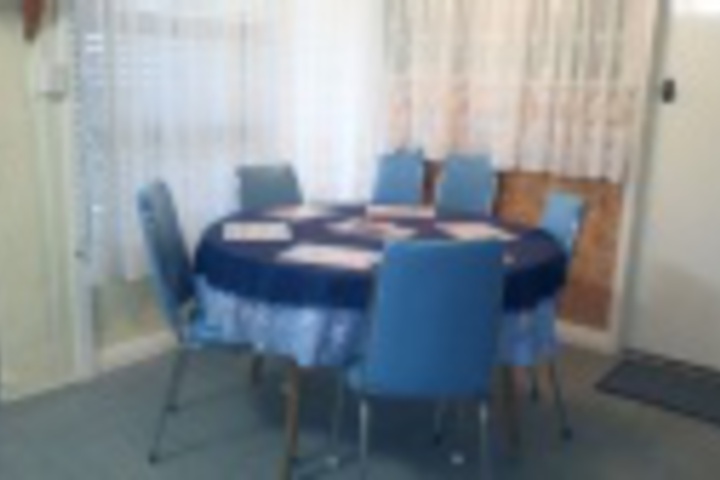 Room 100 of 407