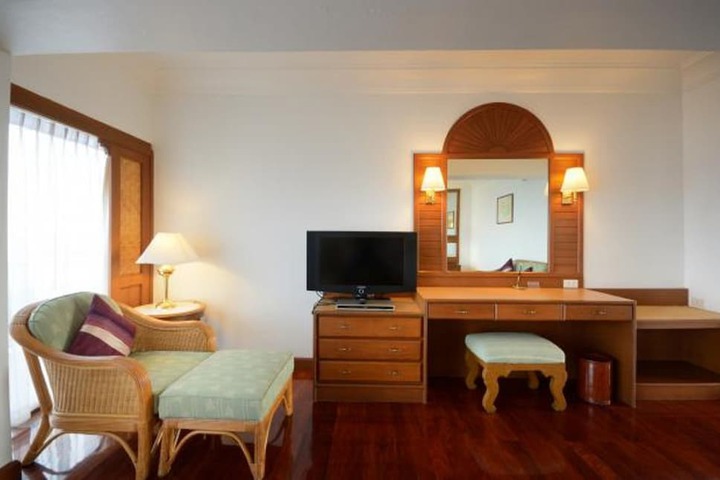 Room 54 of 73