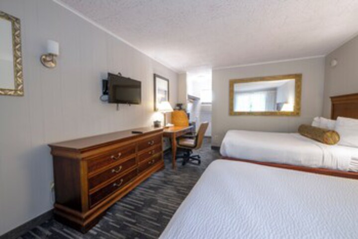 Room 151 of 549