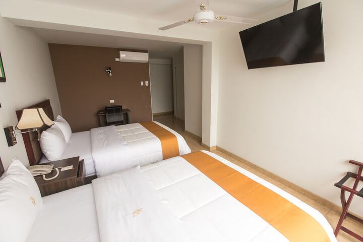 Room 5 of 103