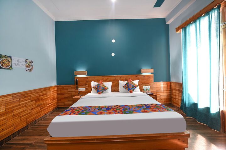 Room 18 of 27