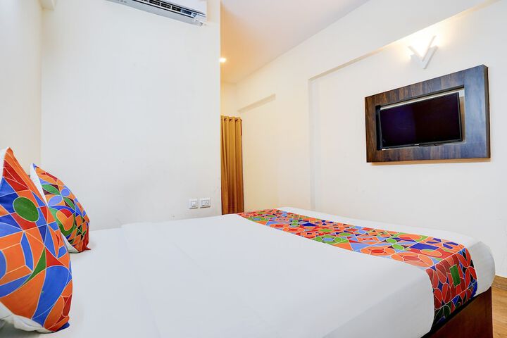 Room 20 of 35