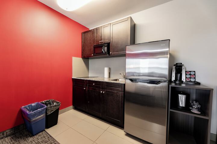 Private kitchenette