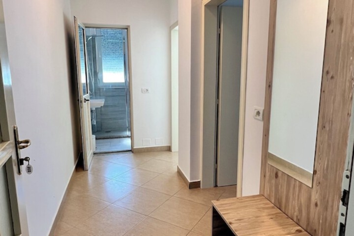 Room 7 of 56