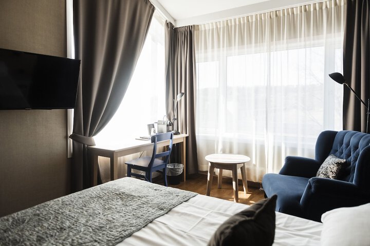 Room 7 of 58