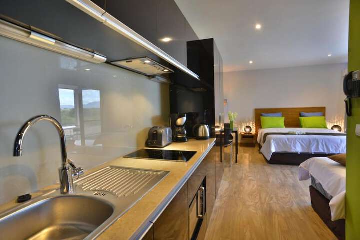 Room 3 of 17