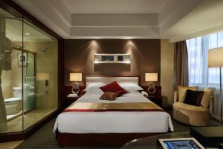 Room 49 of 90