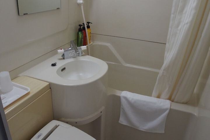 Clean Restrooms