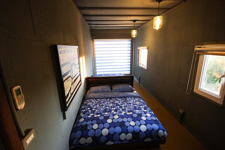 Room 18 of 57