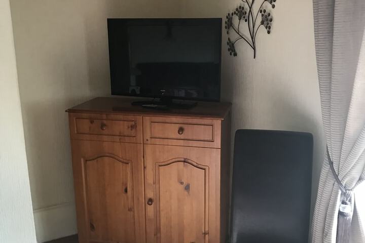 Room 12 of 38