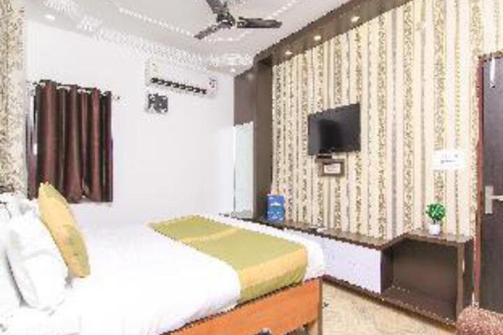 Room 17 of 20