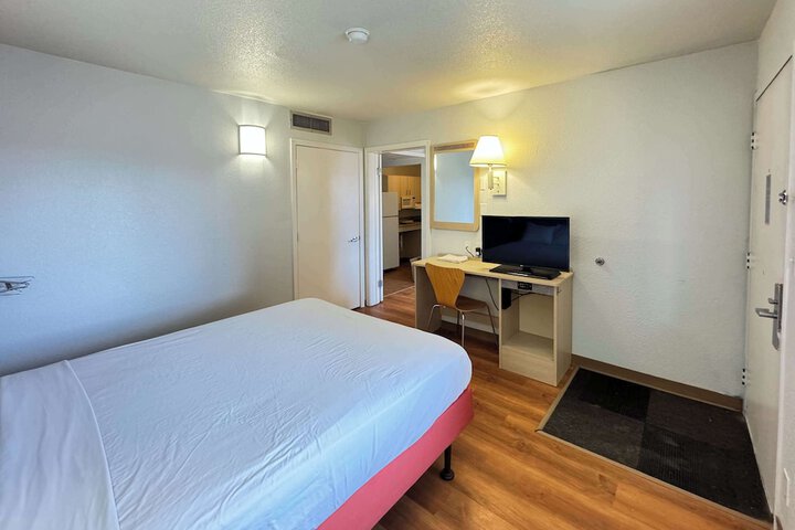 Room 29 of 75