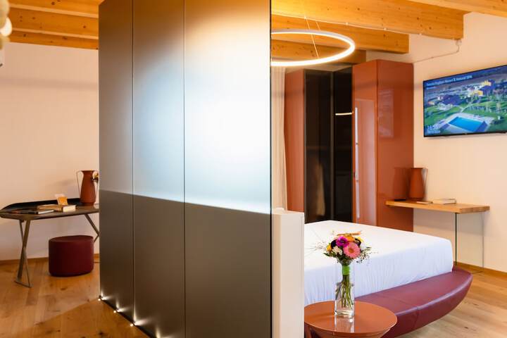 Room 20 of 148
