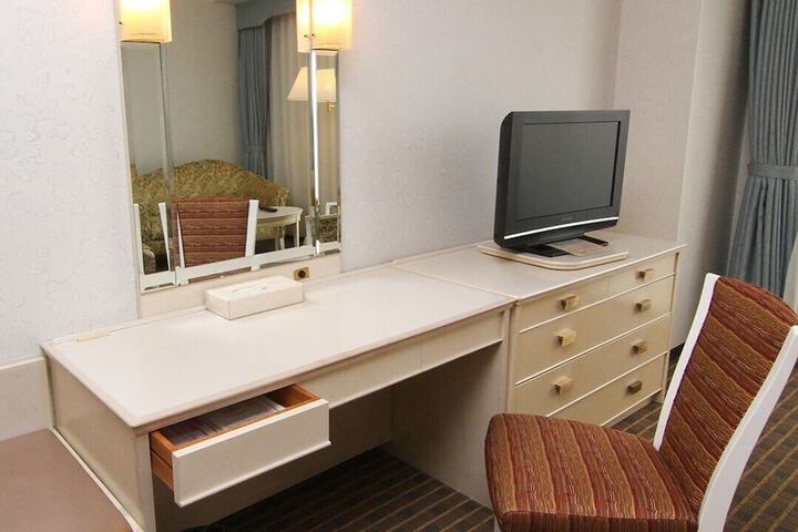 Room 20 of 77