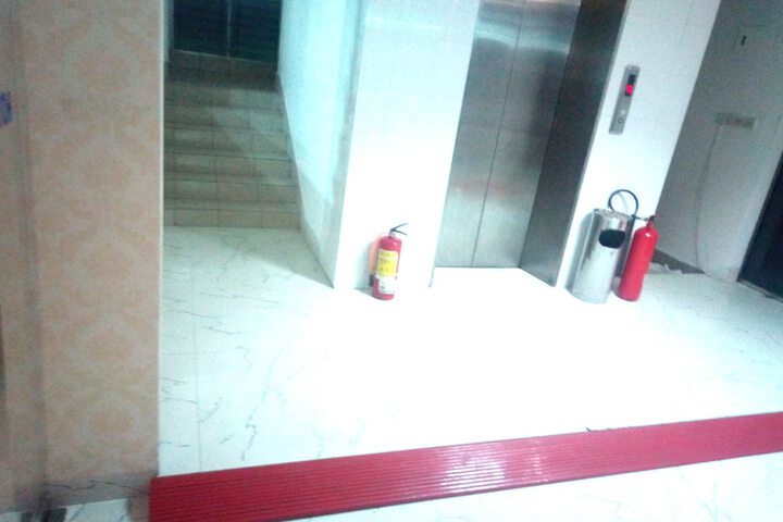 Ballroom/Hall 58 of 72