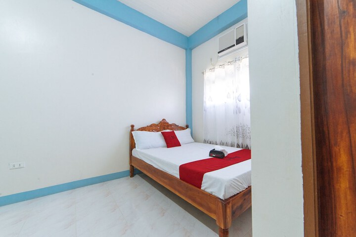 Room 12 of 21