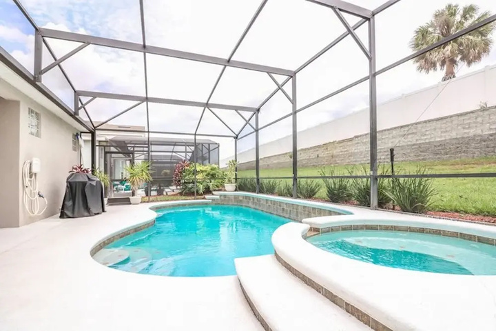 Pool 7 of 23
