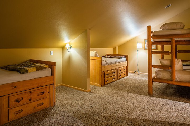 Room 17 of 52