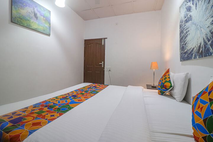 Room 15 of 31