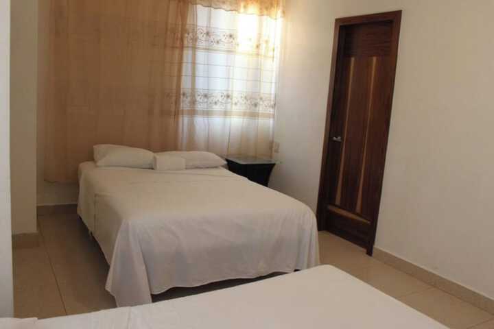 Room 2 of 38