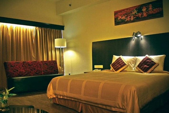 Room 22 of 47