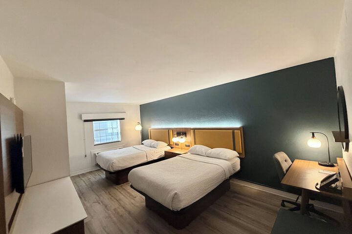Room 4 of 29