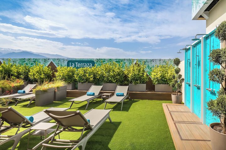 Sundeck 104 of 111
