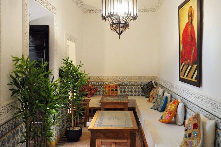 Guest Lobby