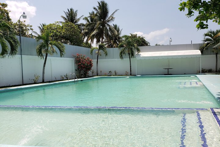 Pool 20 of 43