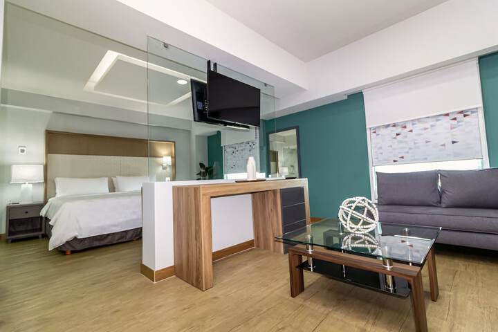 Room 9 of 113