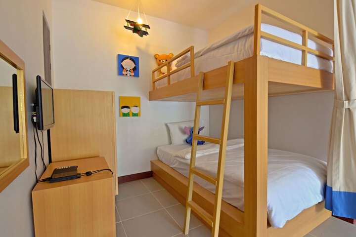 Children's theme room